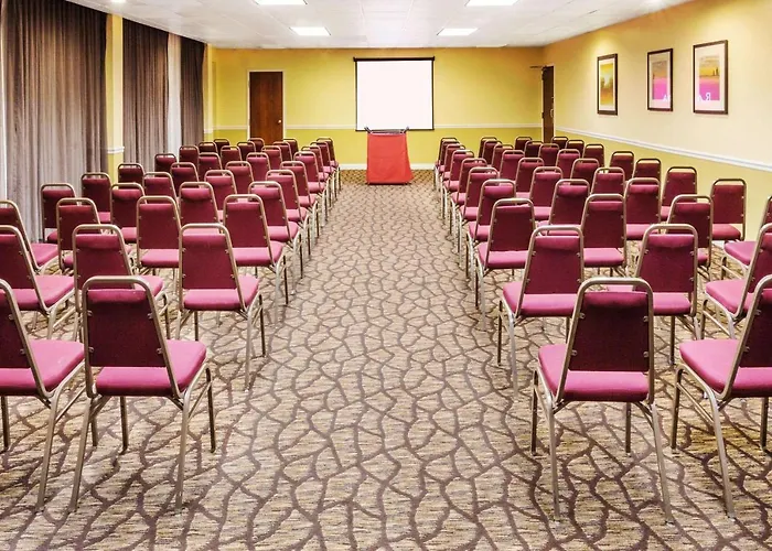 Ramada By Wyndham Salt Lake City North Temple